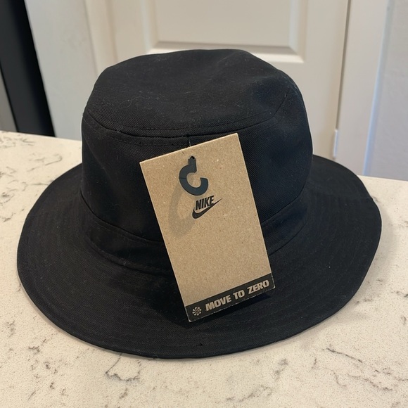 Nike Kids Bucket Hat - Picture 2 of 4